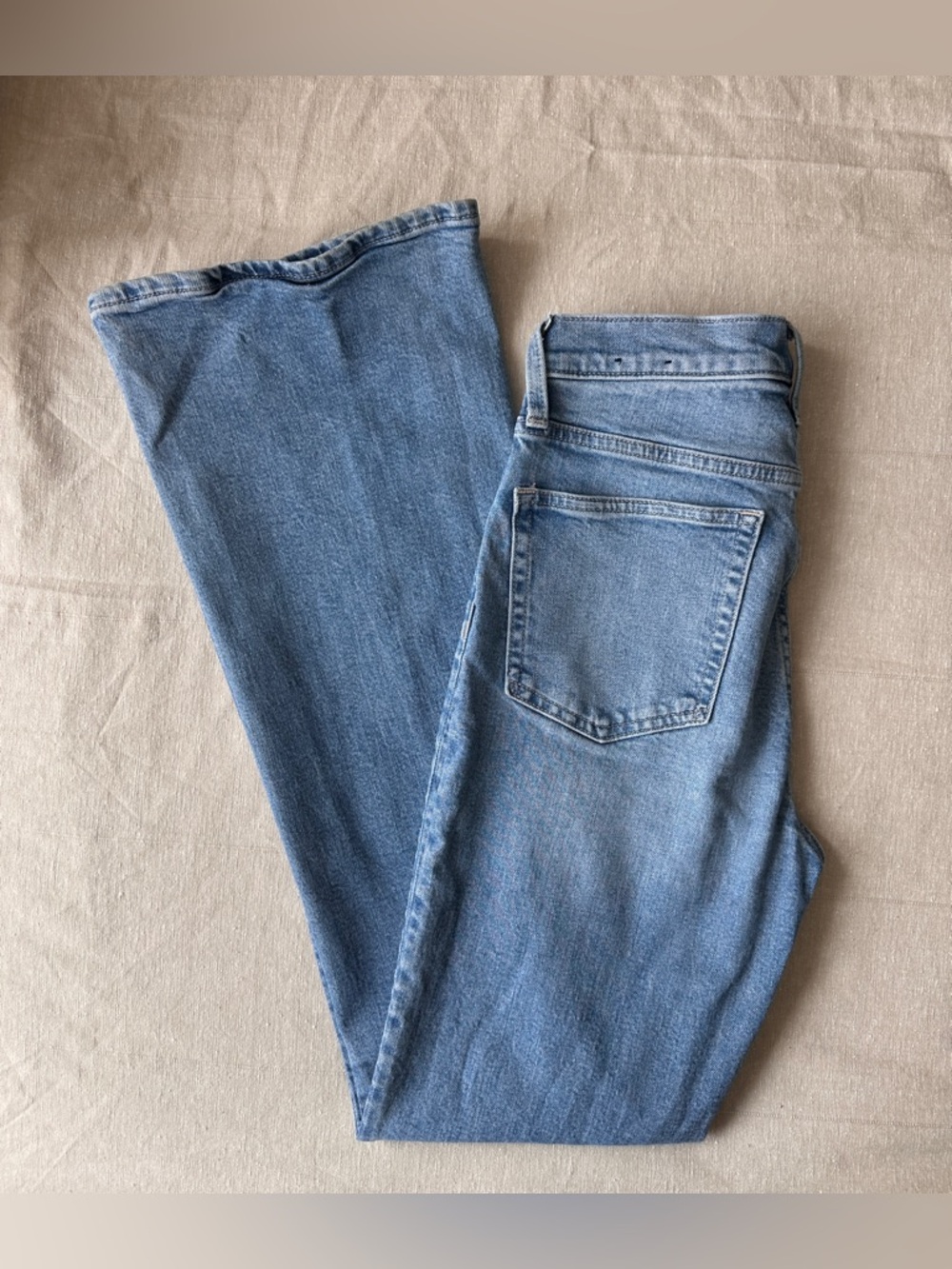 Women’s GAP 70s flare light- medium wash denim jeans, vintage inspired, size 26 - Picture 4 of 10